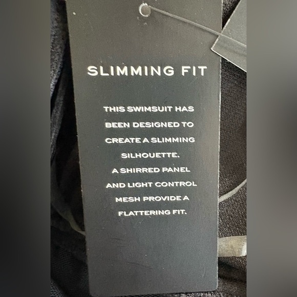 NEW w/Tags Lauren Ralph Lauren Beach Club Solids High Neck One Piece Swimsuit 12 - Picture 14 of 15